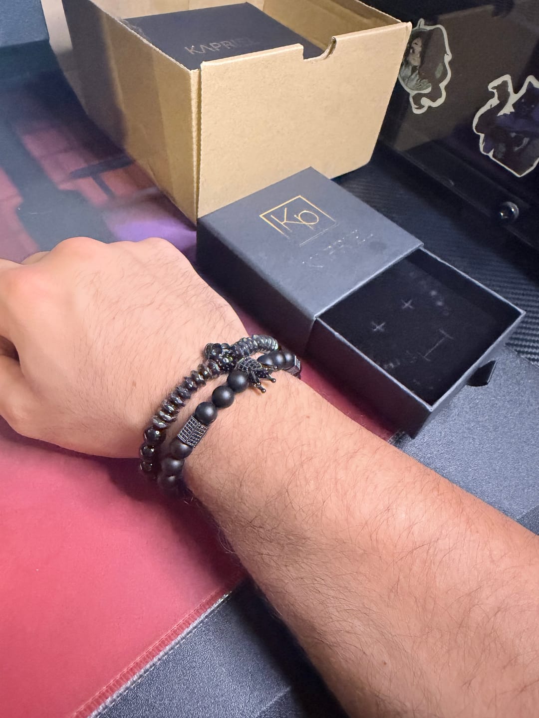 Customer photo review of Pack Pulseras Black Skull King