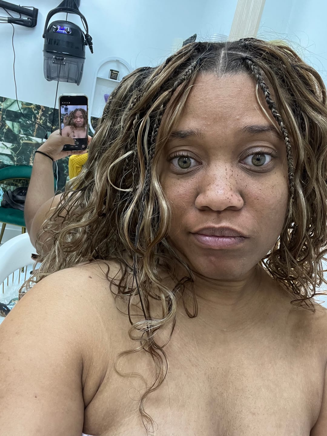 Customer photo review of #4/27/30 Mix Color Blend Body Wave Human Crochet Hair