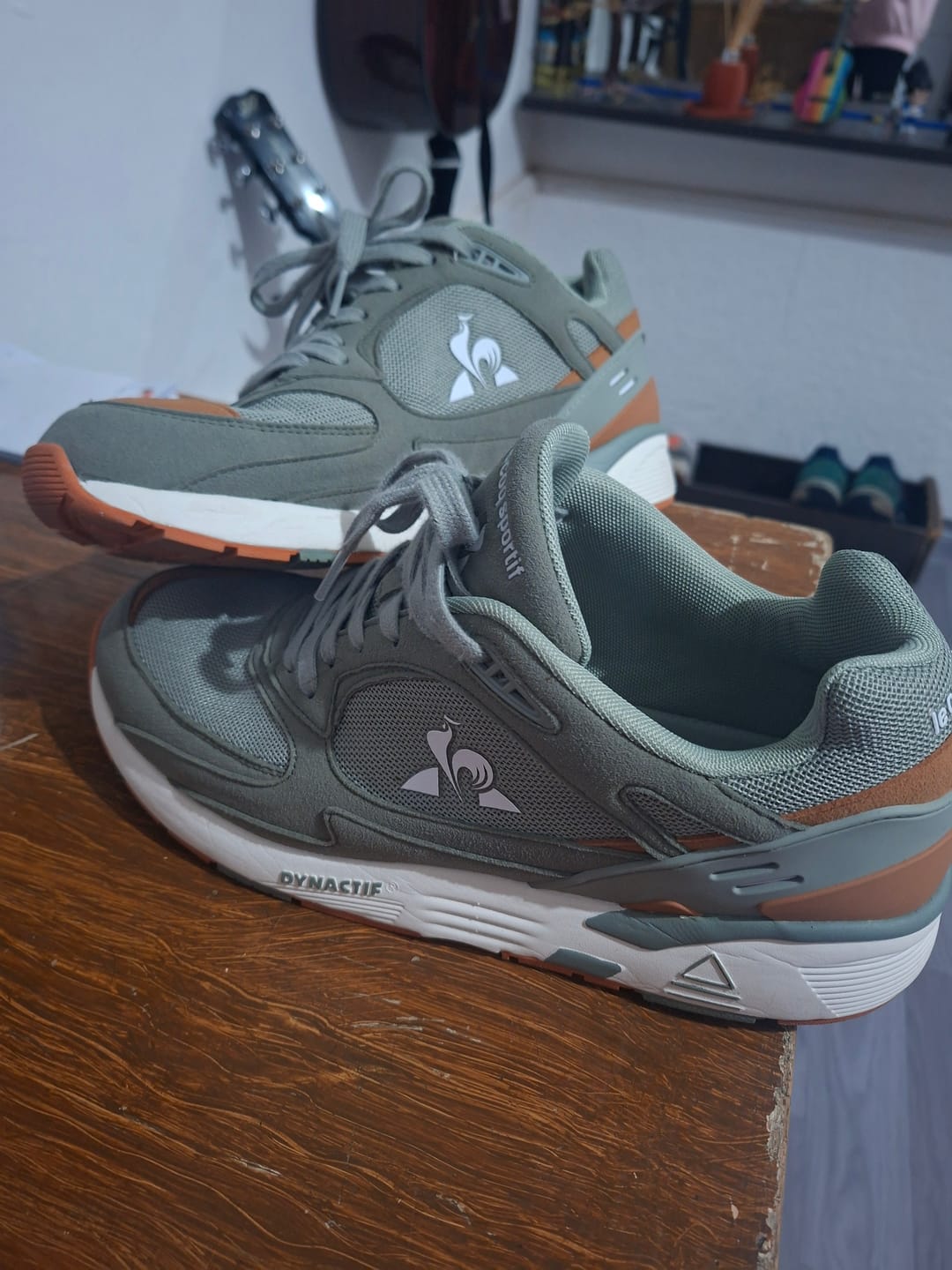 Customer photo review of Zapatillas Le Coq Sportif R1100 Gris