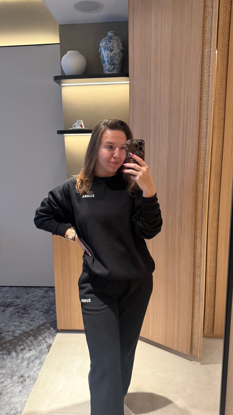 Customer photo review of Zumba Basic Oversized Waffle Sweatshirt