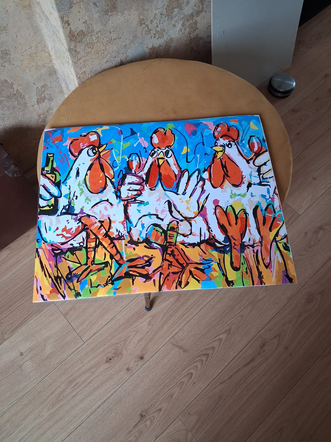 Customer photo review of Vrolijk Schilderij - Kippen Aan De Wijn