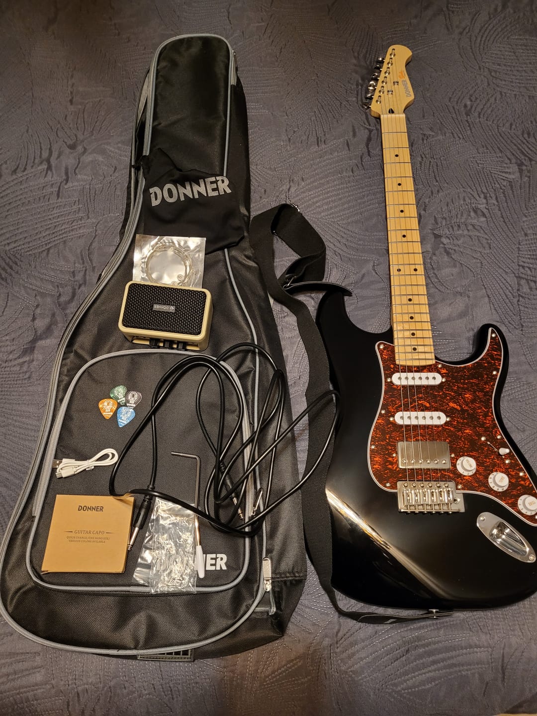 Customer photo review of Donner DST-152 Guitare Électrique avec Ampli et Housse
