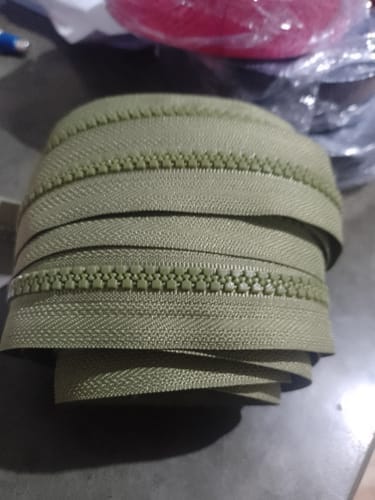 Customer photo review of Zíper Nº6 Tratorado Poliéster