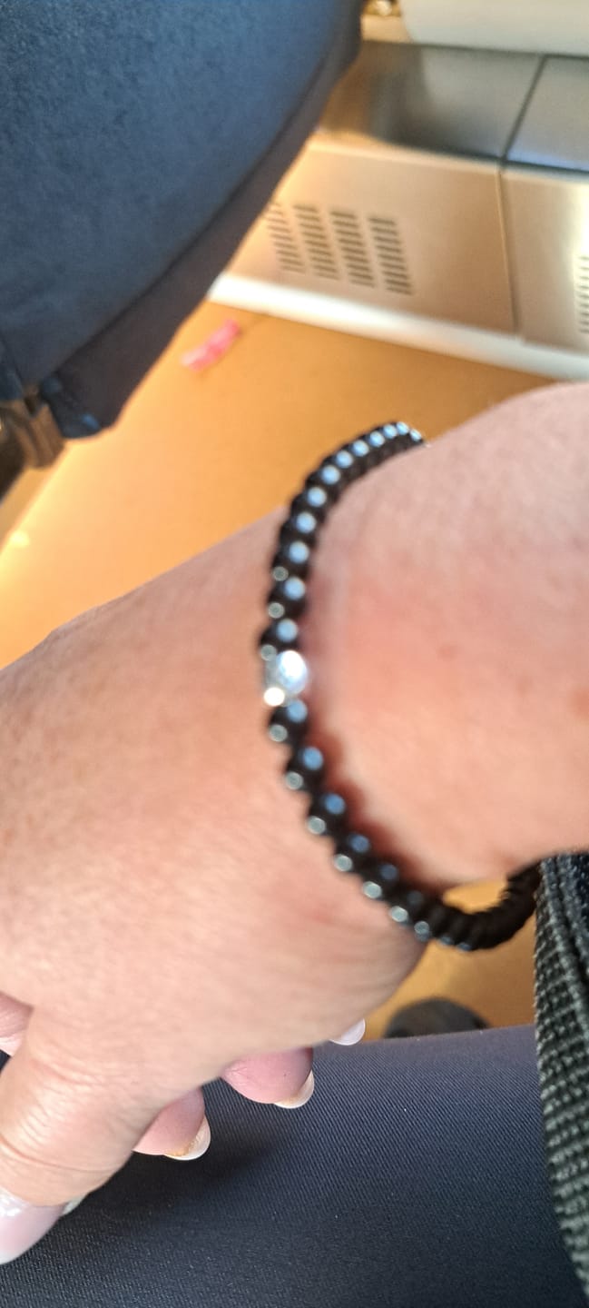 Customer photo review of Obsidian Armband - Perlen