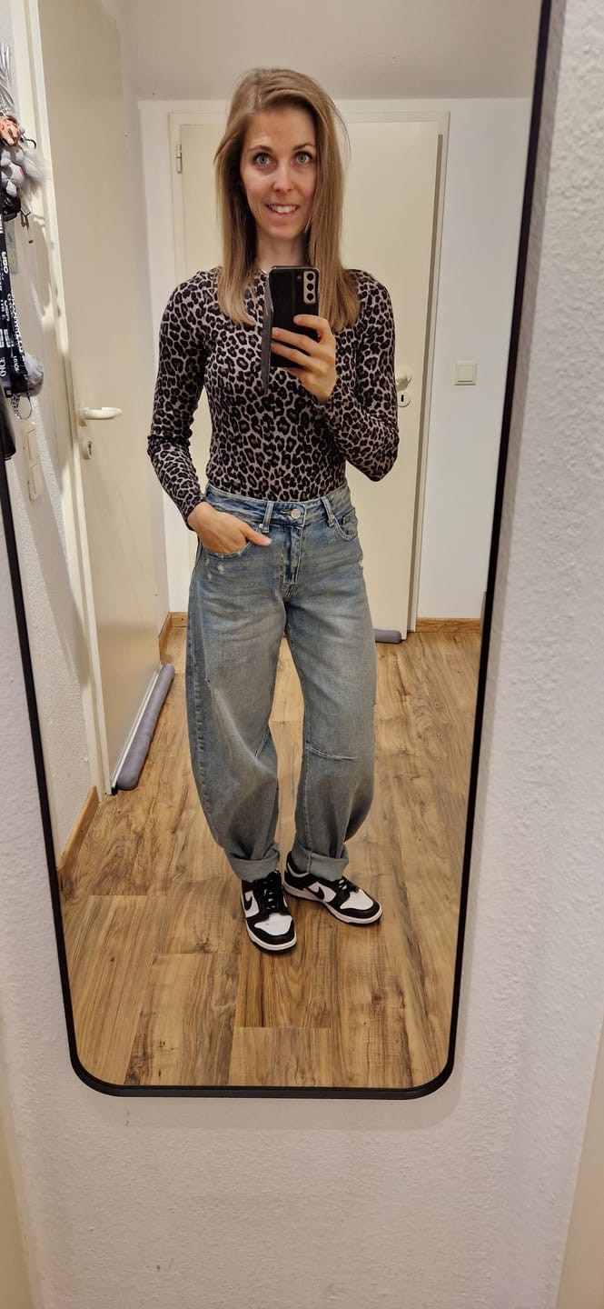 Customer photo review of Jeans Balloon Fit GIGI