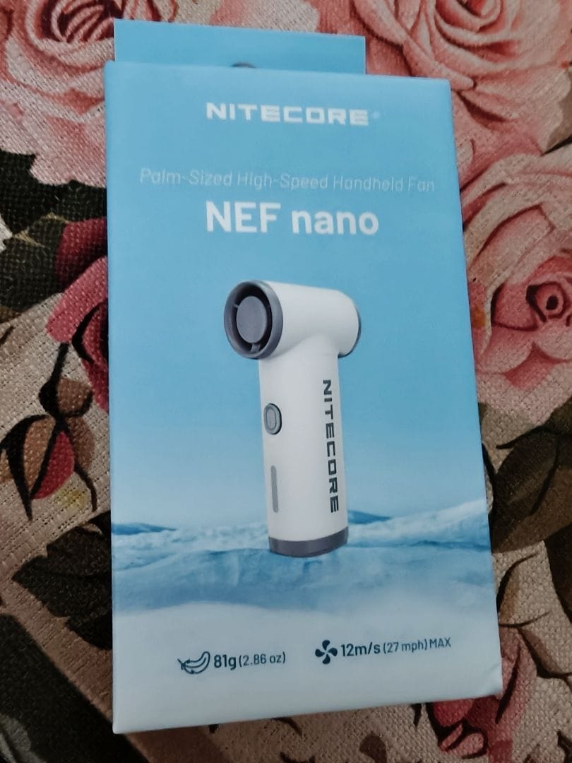 Customer photo review of NEF Nano - Palm-Sized High-Speed Handheld Fan