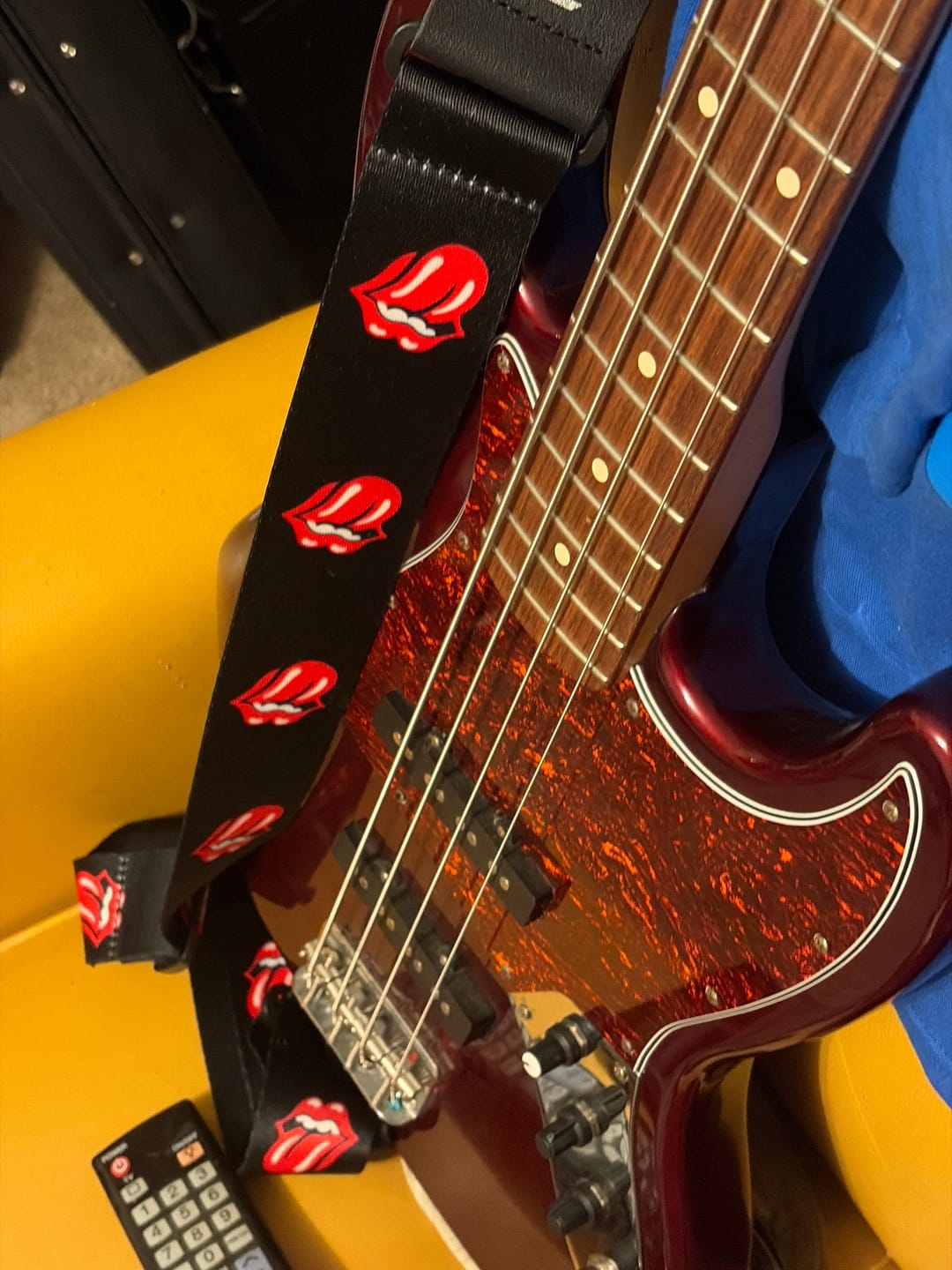 Customer photo review of THE ROLLING STONES POLYESTER GUITAR STRAP
