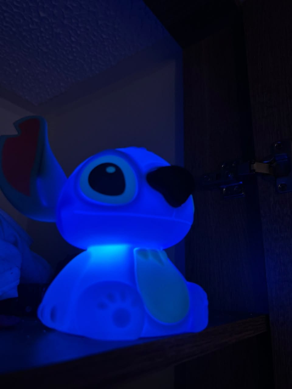 Customer photo review of Lámpara LED recargable de Stitch