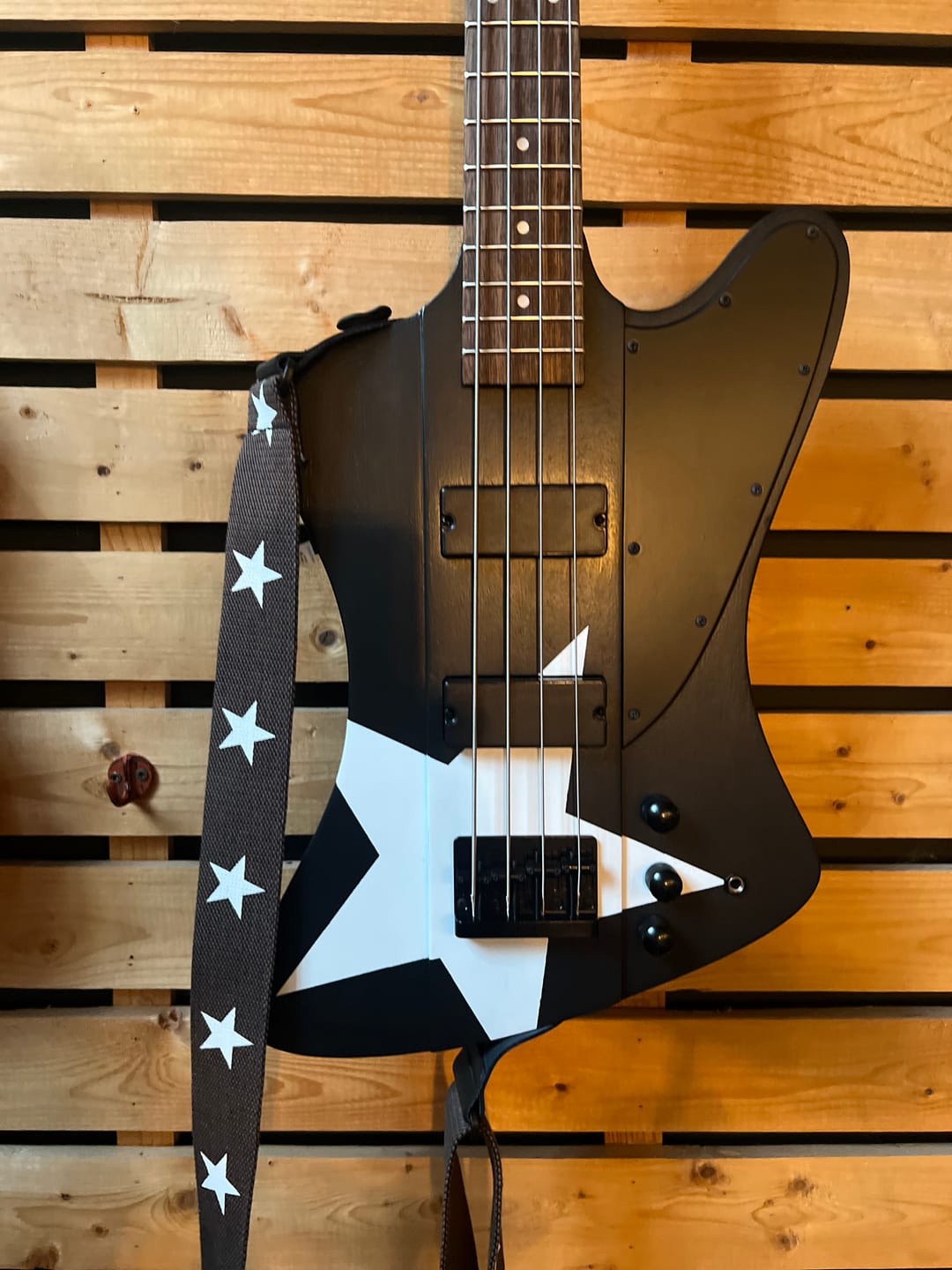Customer photo review of Deluxe White Stars on Distressed Grey Cotton Guitar Strap