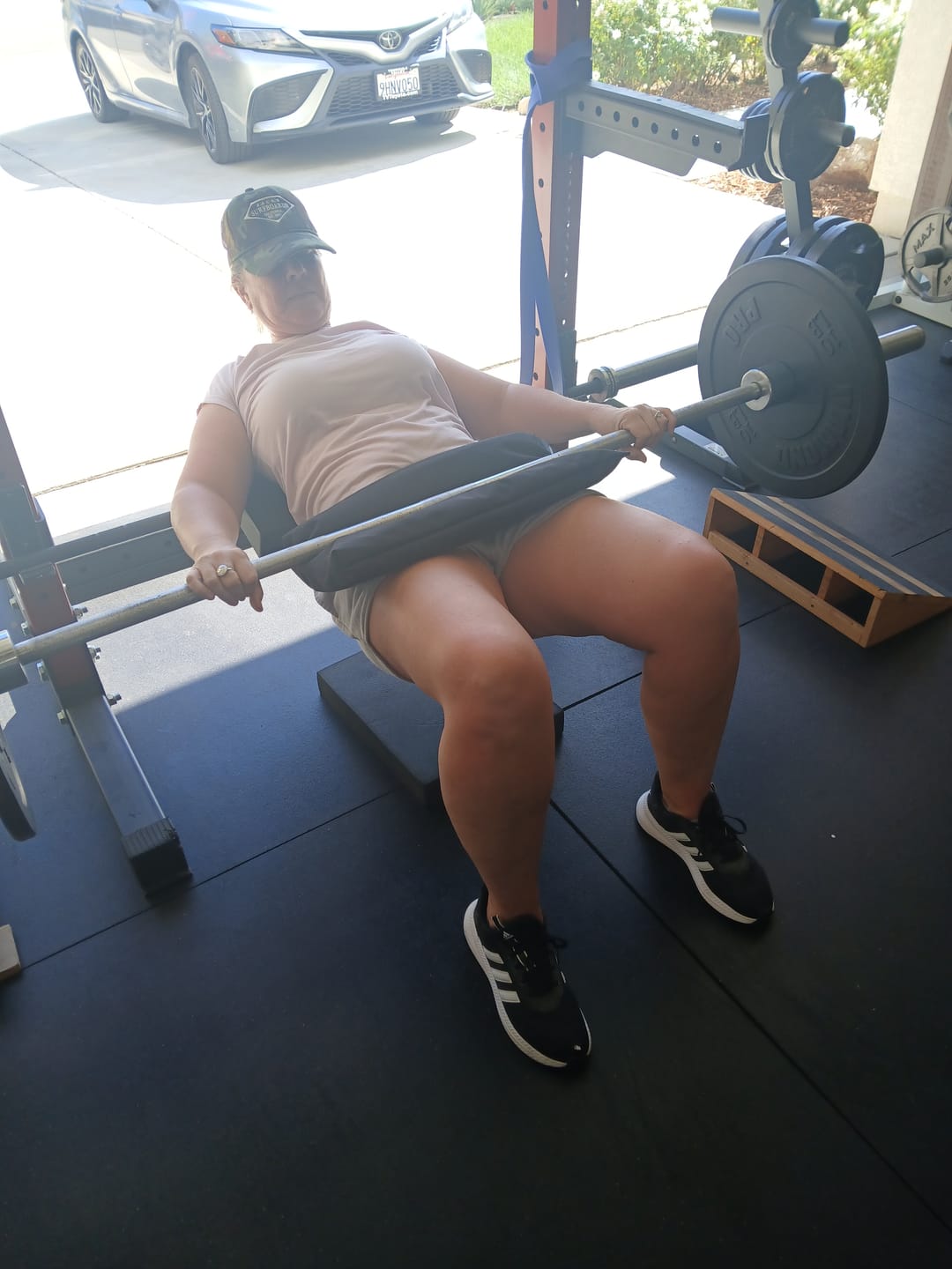 Customer photo review of Hip Thrust Pad