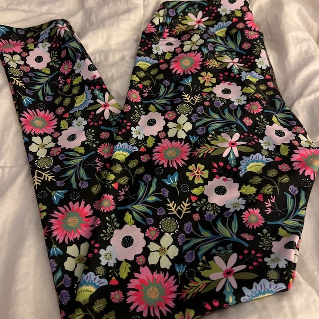 Customer photo review of Midnight Wildflower Yoga Pants