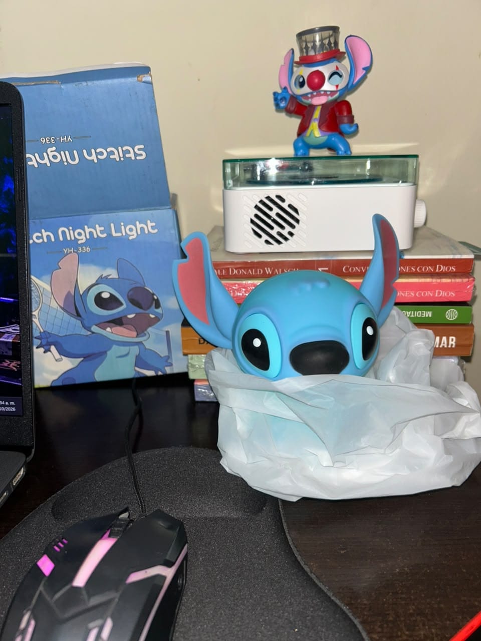 Customer photo review of Lámpara LED recargable de Stitch