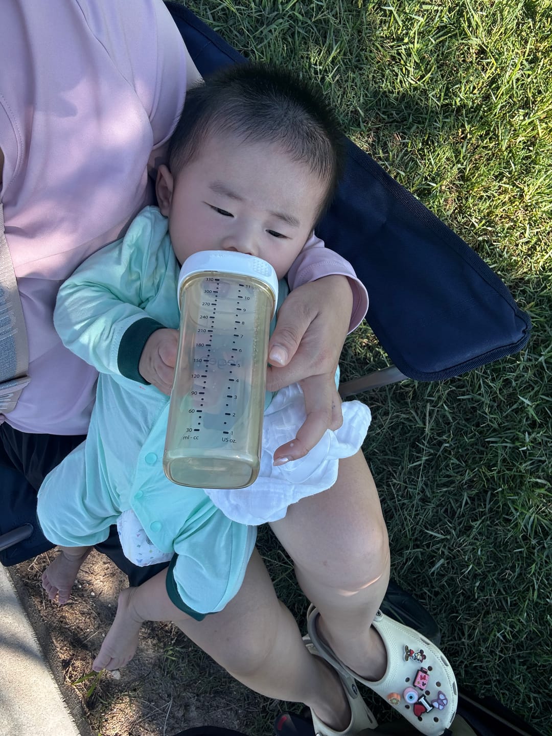 Customer photo review of Hegen PPSU Baby Bottle - 6 Months Plus - 330ml/11oz - Blue - 2-Pack