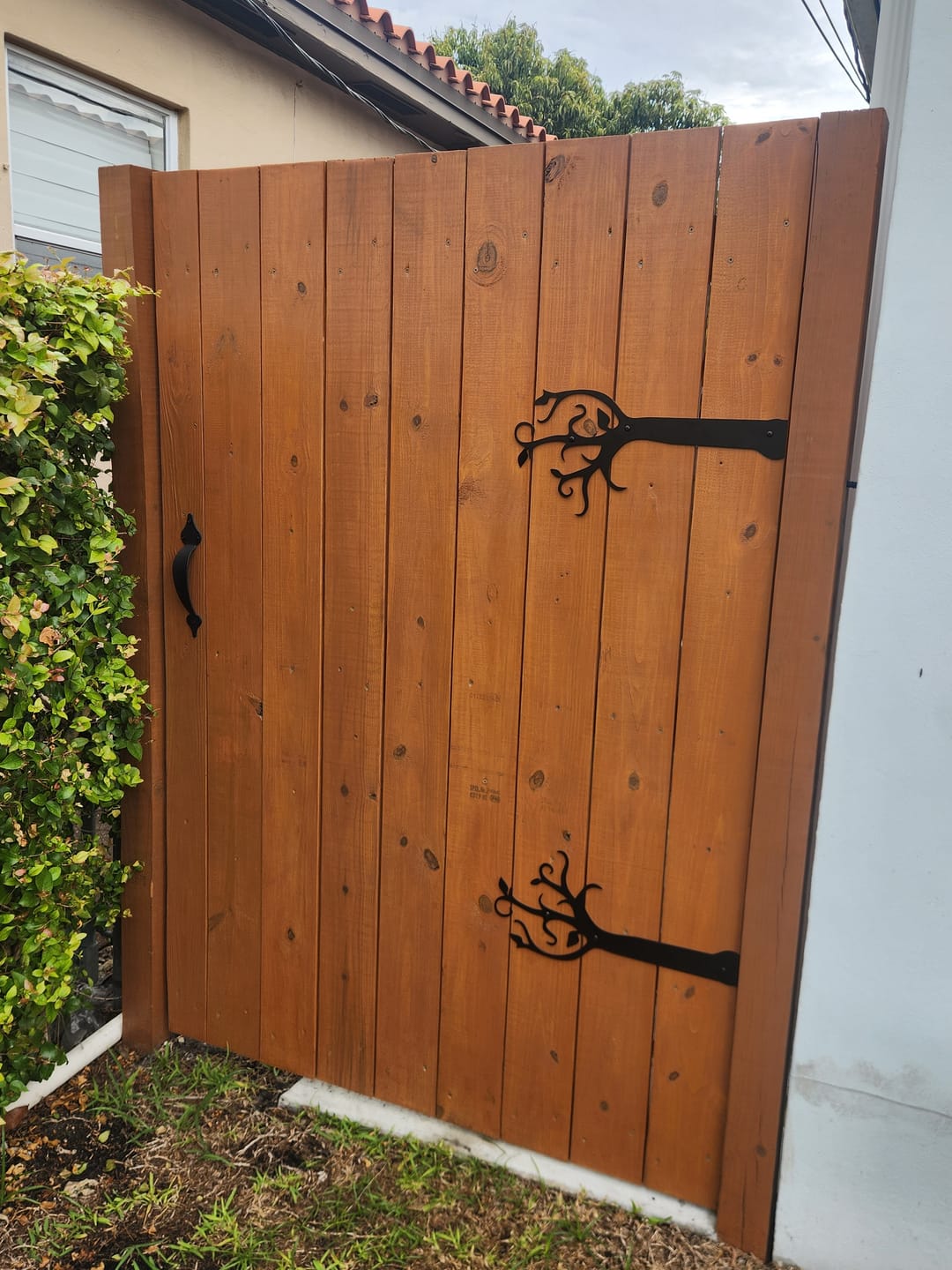 Customer photo review of Decorative Branch Hinge Face Plate for Gates