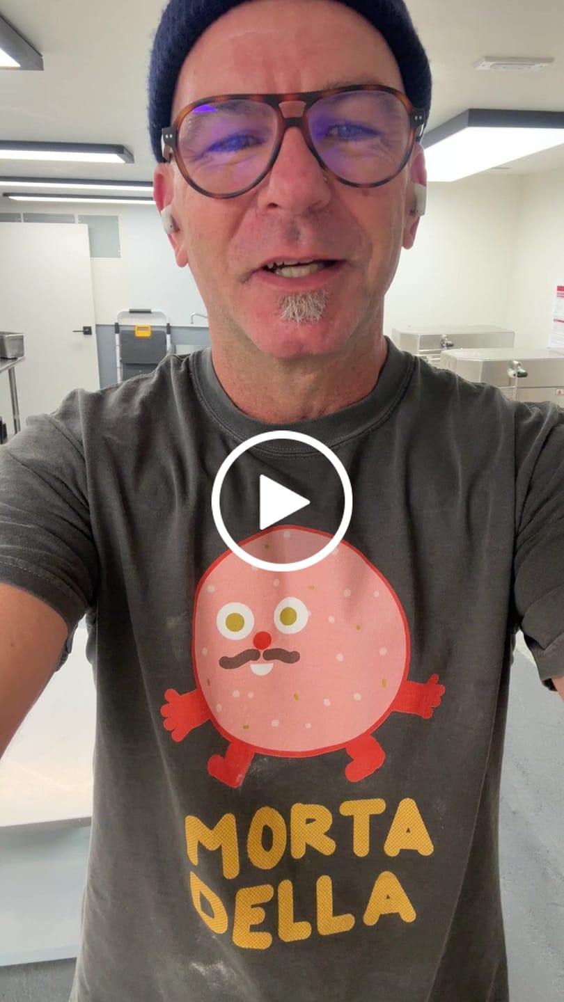 Customer video review of Mortadella: Longoland
