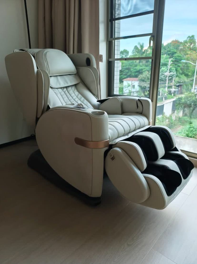 Customer photo review of OSIM uDivine V3 Massage Chair | Redefining Home Wellness