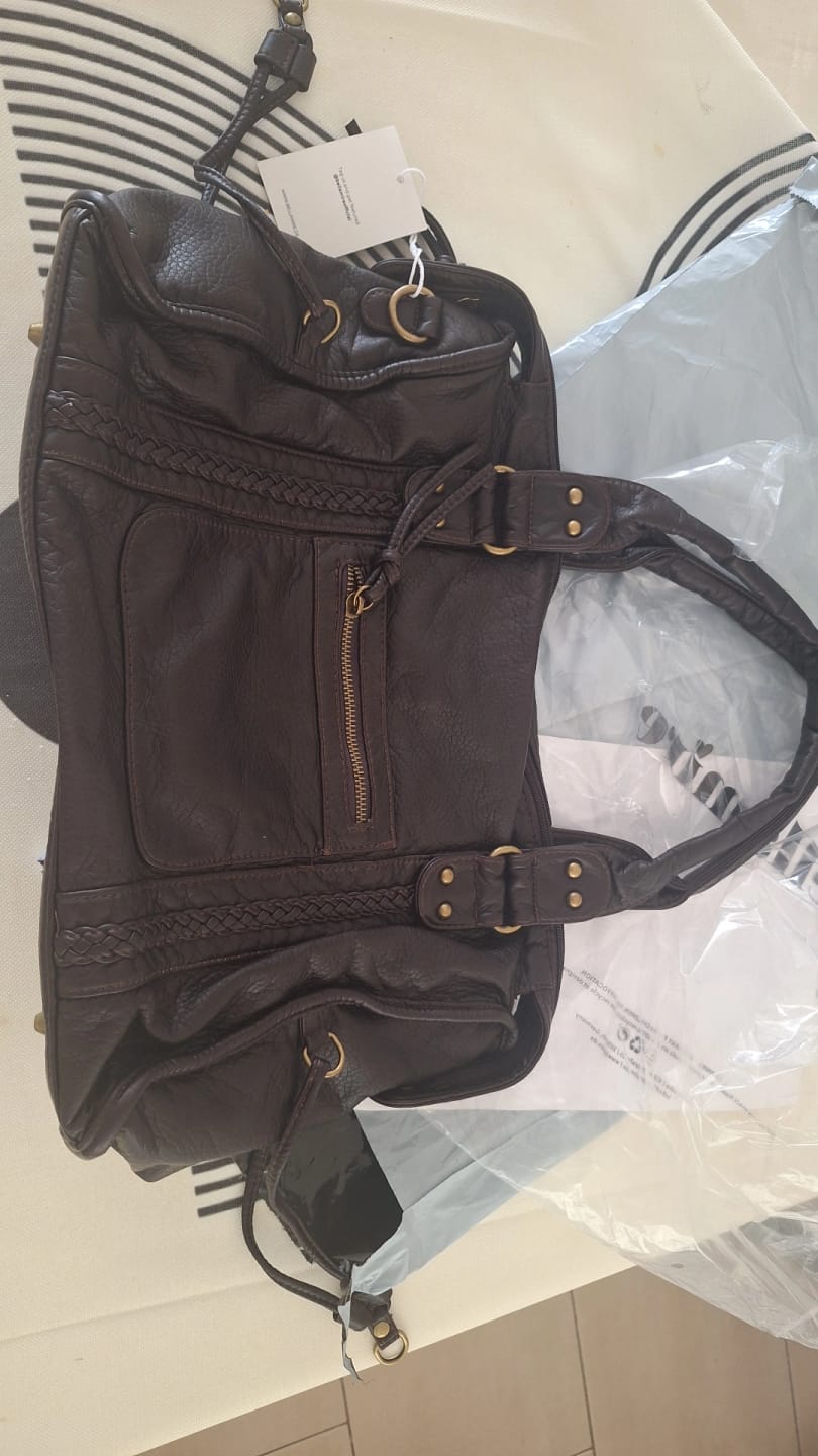 Customer photo review of CLAIRE' CITY BAG