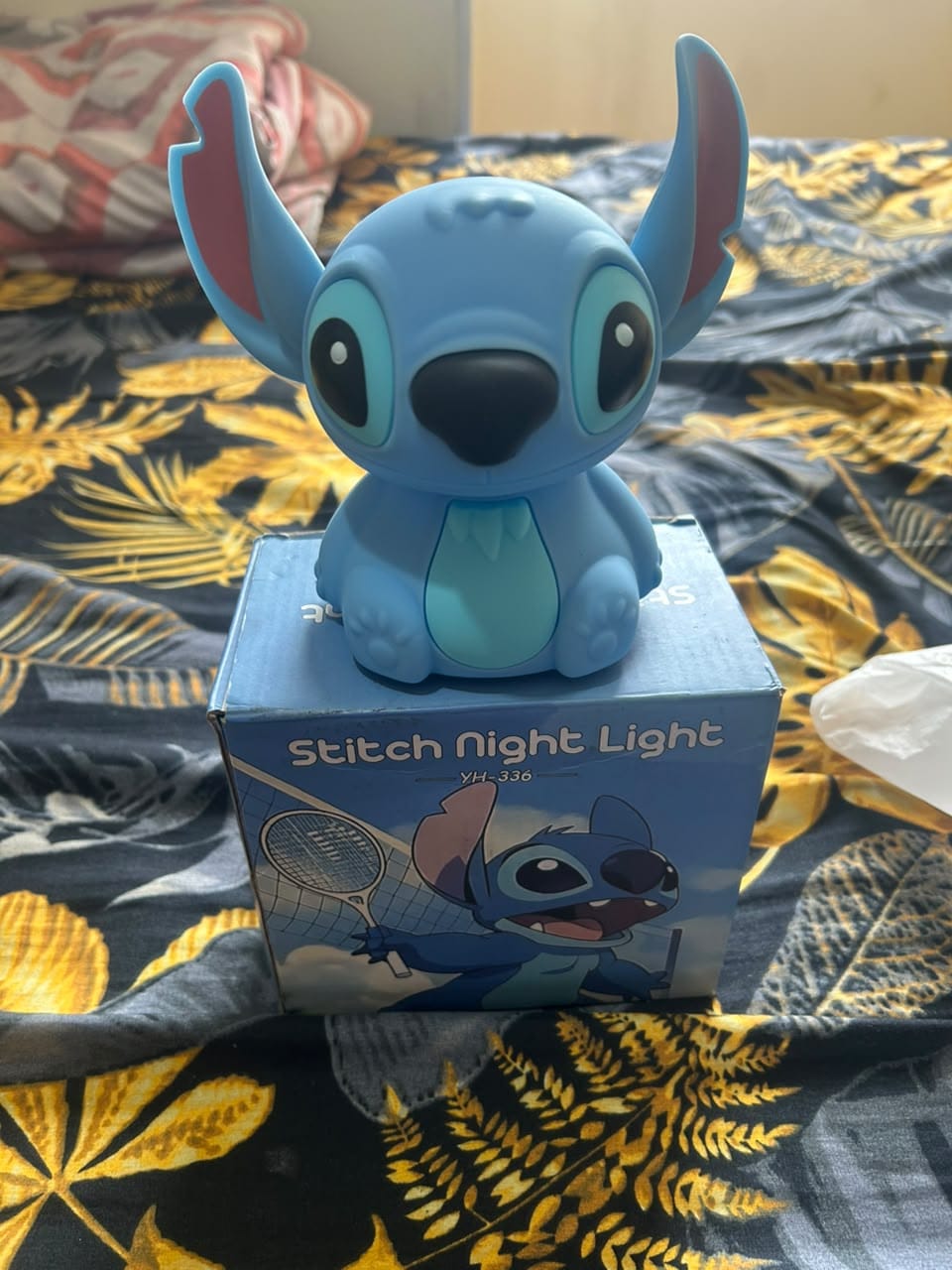 Customer photo review of Lámpara LED recargable de Stitch
