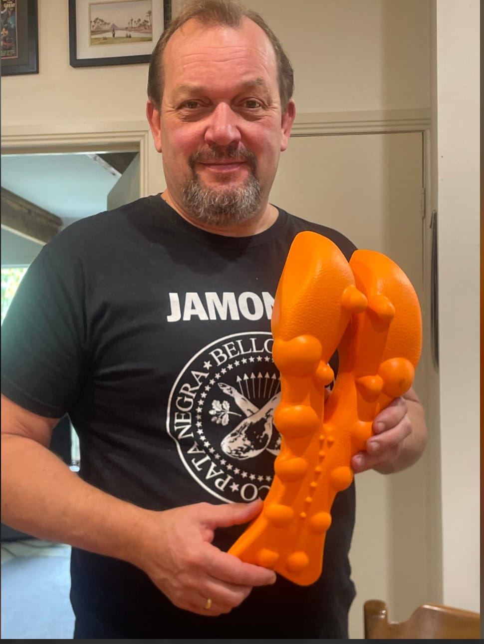 Customer photo review of NORDRELIEF Nackstretchare – ergonomiskt nackstöd