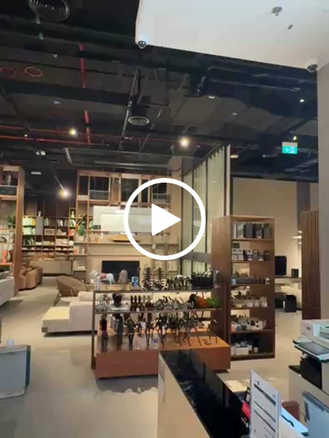 Customer video review of Wabi Sabi Resin Pendant Light HTD-IP1386012 D40*H60cm Beige