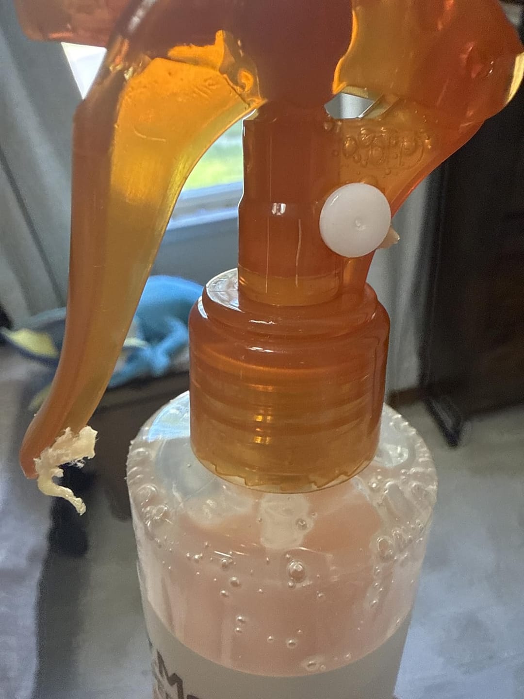 Customer photo review of Grabello Kojic Acid & Turmeric De-Tan Body Glow Spray Buy 1 Get 1 Free