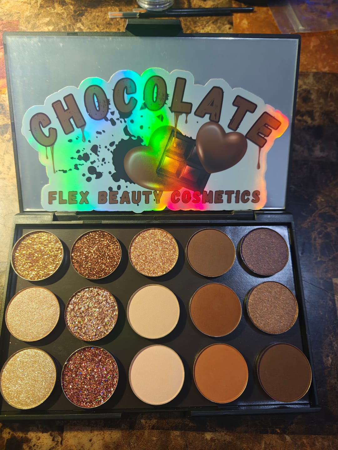 Customer photo review of CHOCOLATE, 15 Pan PRE-DESIGNED Eyeshadow Palette