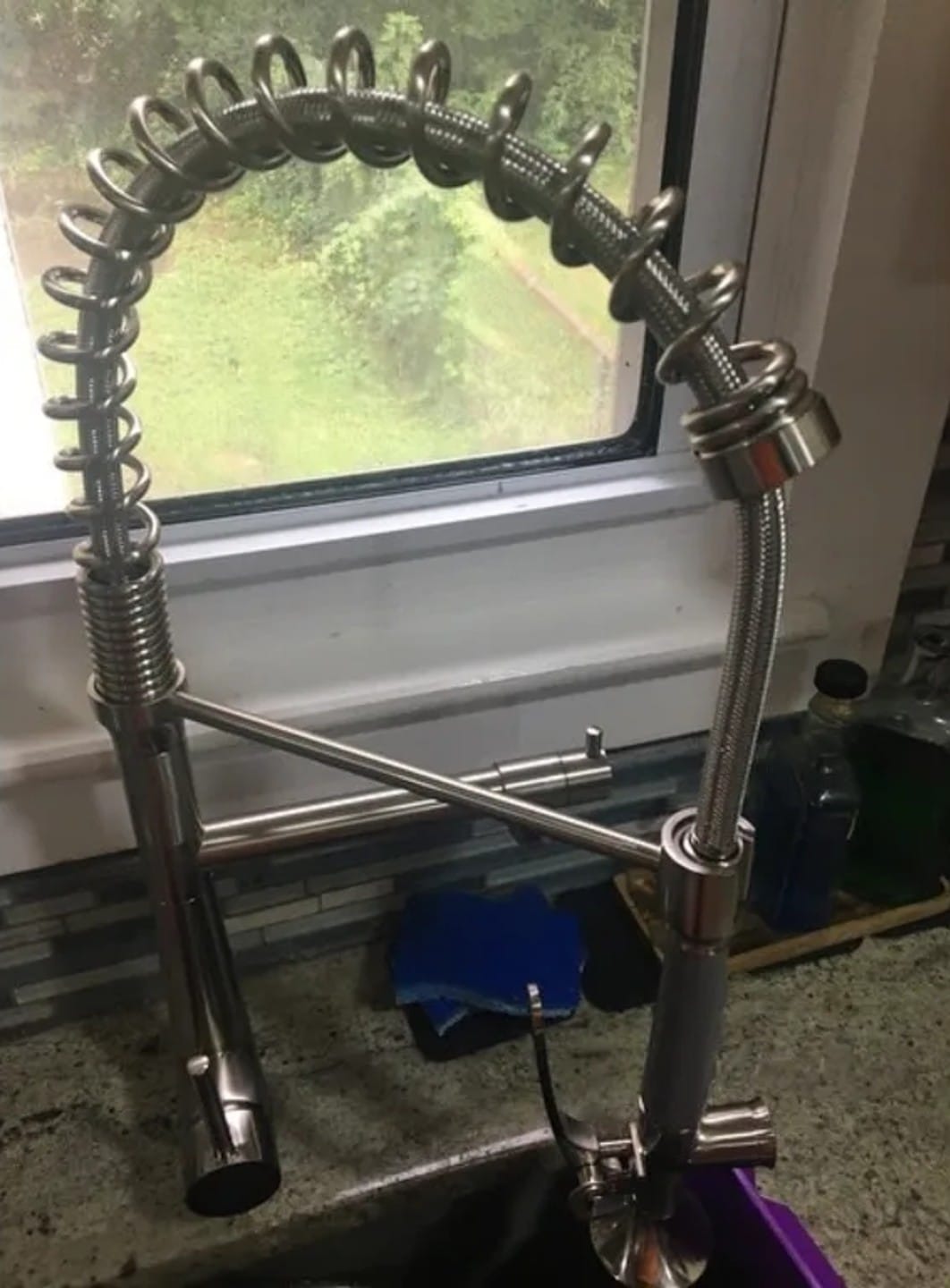 Customer photo review of Mariefred Gooseneck - Pull-Down Kitchen Sink Faucet with Cone-Shaped Sprayer