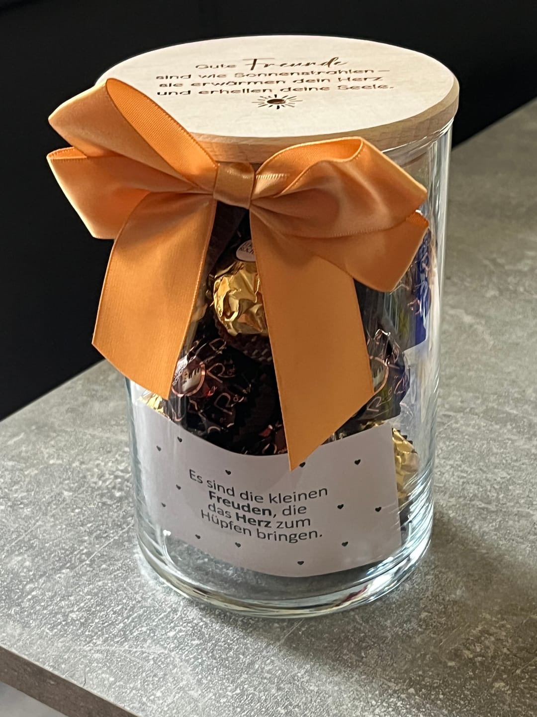 Customer photo review of Geschenk-Glas "Glück ist die Summe schöner Momente"