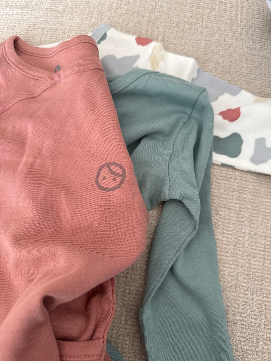 Customer photo review of 2' li Kısa Kollu Organik Pamuk Bebek Body Seti Animal Desenli