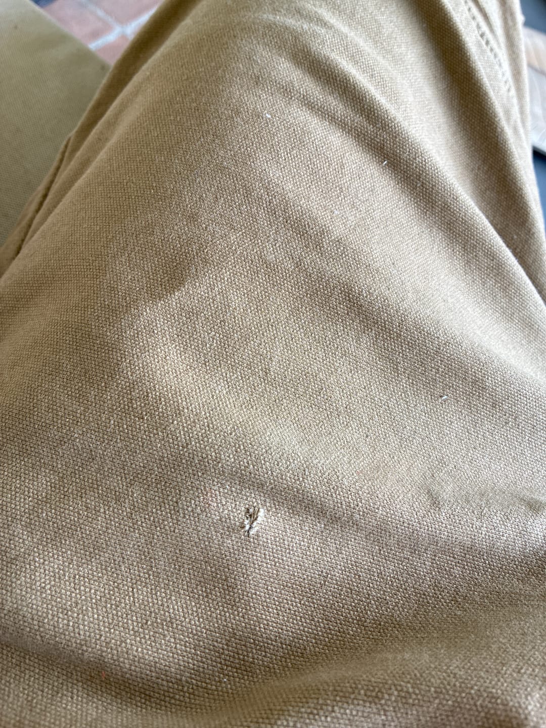 Customer photo review of Pantalón Beige Racer Hombre