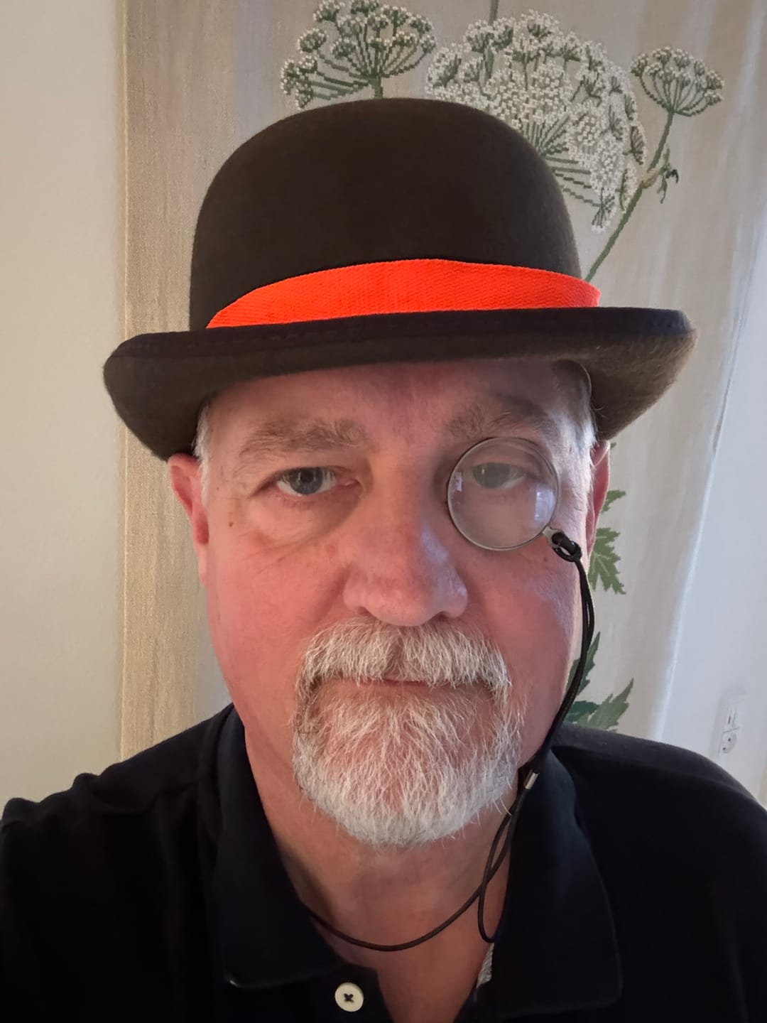 Customer photo review of Monocle - Silver Dark