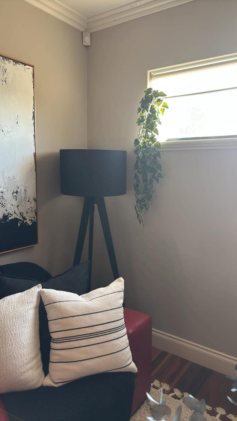 Customer photo review of Hanging Artificial Pothos / Philodendron Plant UV Resistant 105cm