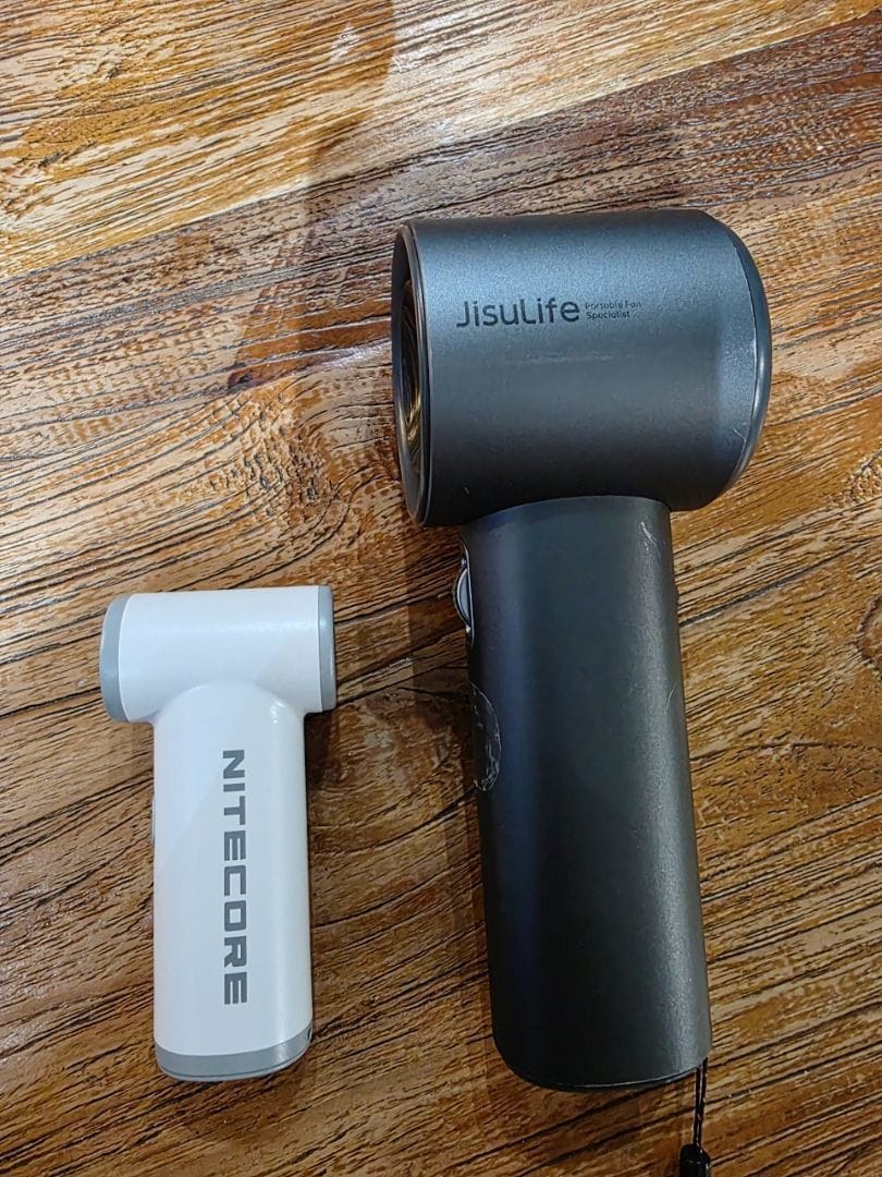 Customer photo review of NEF Nano - Palm-Sized High-Speed Handheld Fan