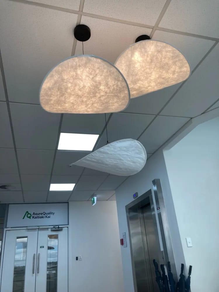 Customer photo review of Wavy Cloud Pendant Light, White Fabric Shade, LED, 30–100 cm