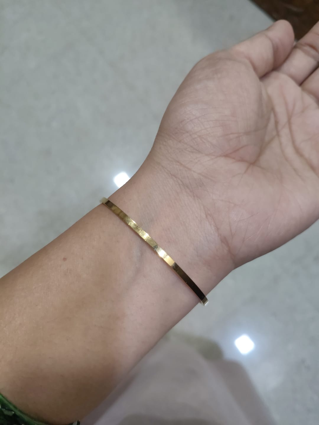 Customer photo review of Flat Wire Bangle Bracelet