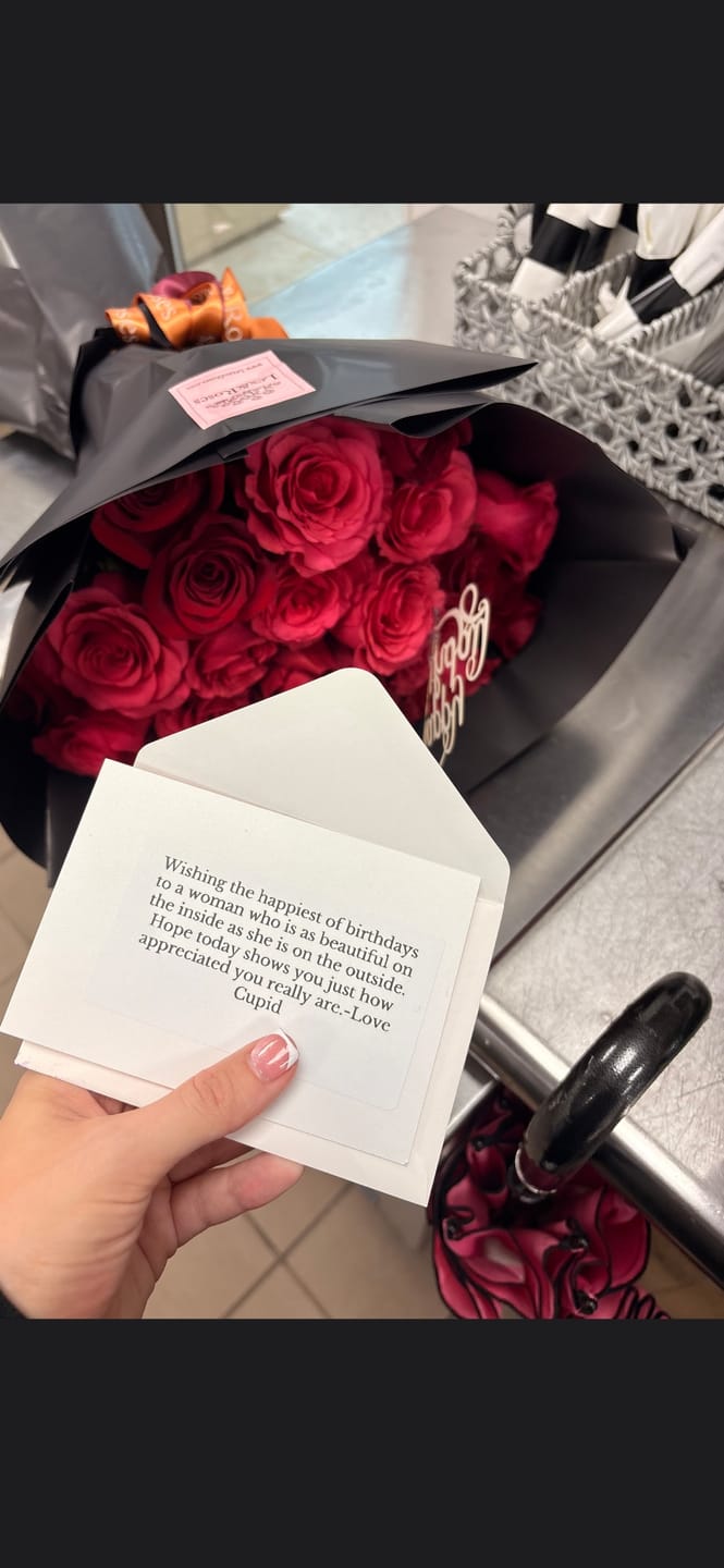 Customer photo review of Red & Hot Pink Rose Bouquet