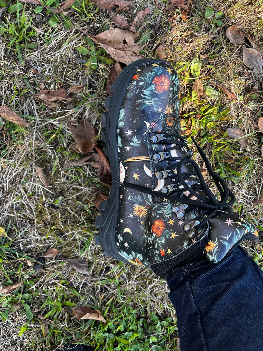 Customer photo review of Lunar Meadow Outdoor Boots