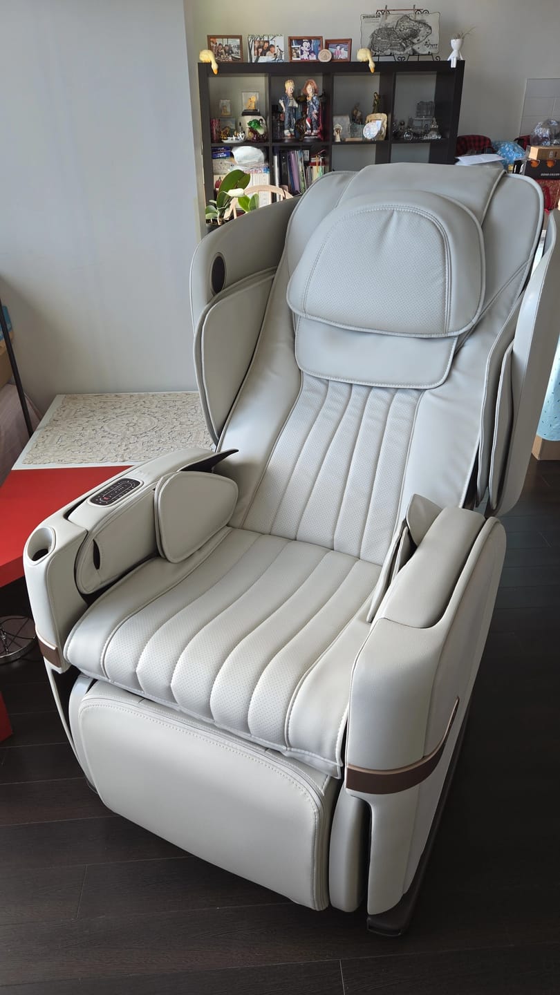 Customer photo review of OSIM uDivine V3 Massage Chair | Redefining Home Wellness