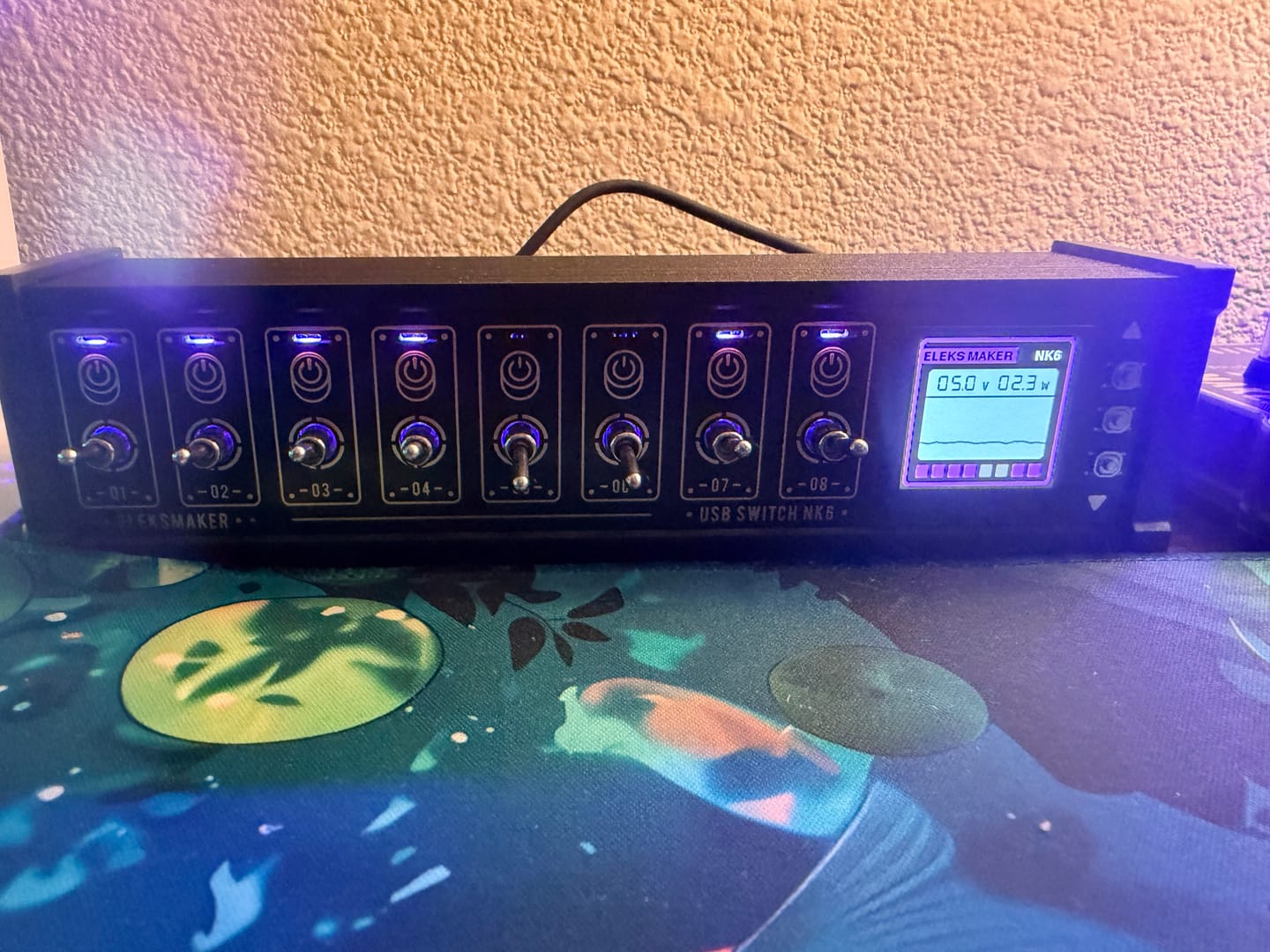 Customer photo review of Eleks Power Console — EleksMaker NK6 8-Port USB Hub with Voice Control