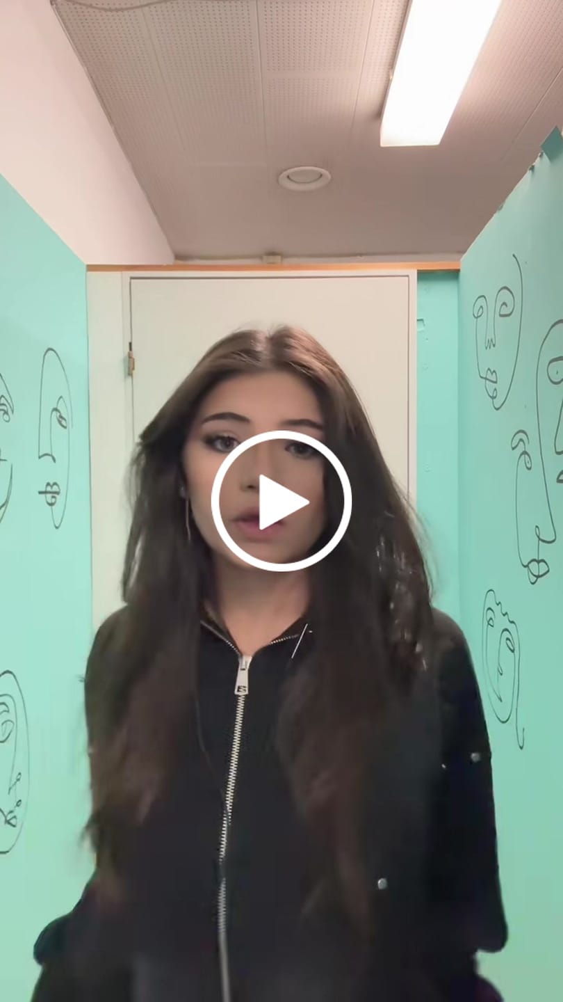 Customer video review of Aelfric Eden Boxy Leopard Hood Zip Up Hoodie
