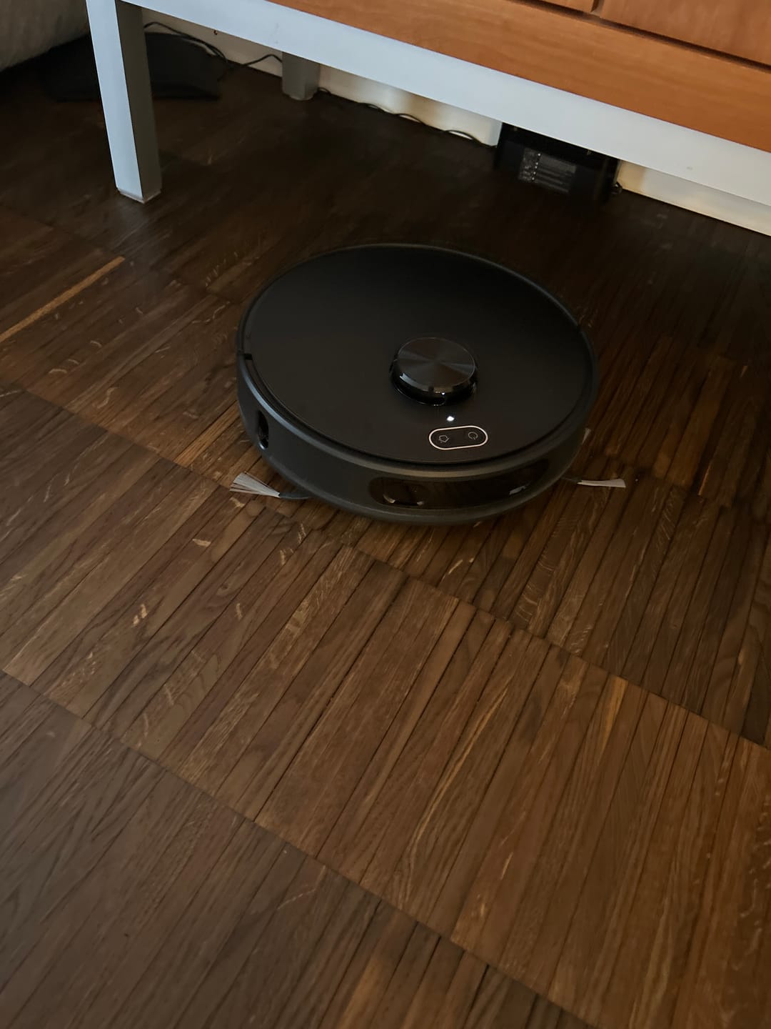 Customer photo review of Saugroboter V8 Pro – Vollautomatische Reinigung mit Wischfunktion, LiDAR-Navigation und App-Steuerung für mühelose Sauberkeit