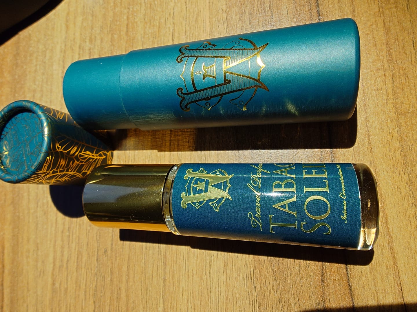 Customer photo review of Tabac Soleil