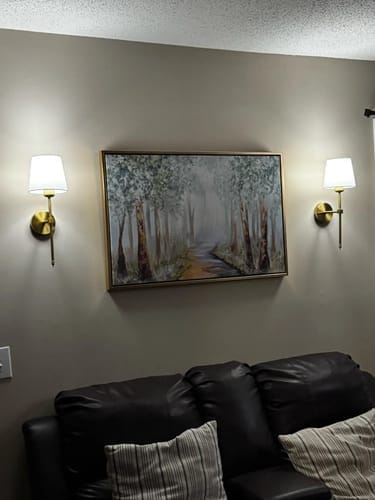 Customer photo review of Applique Murale Sans Fil Rechargeable à Abat-Jour Tissu, Sans Percer ni Branchement Électrique, avec Télécommande et Intensité Réglable | Marquise