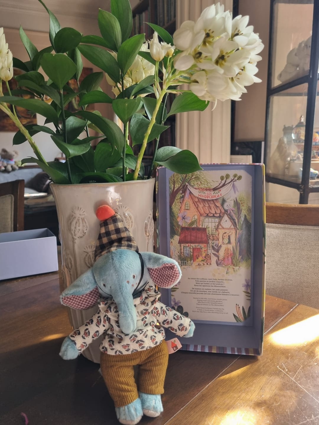Customer photo review of Peluche elefante Pablo Les Minouchkas - Moulin Roty