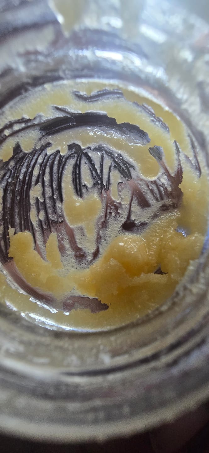 Customer photo review of Alaskan Thunder Fuck | THCA Badder