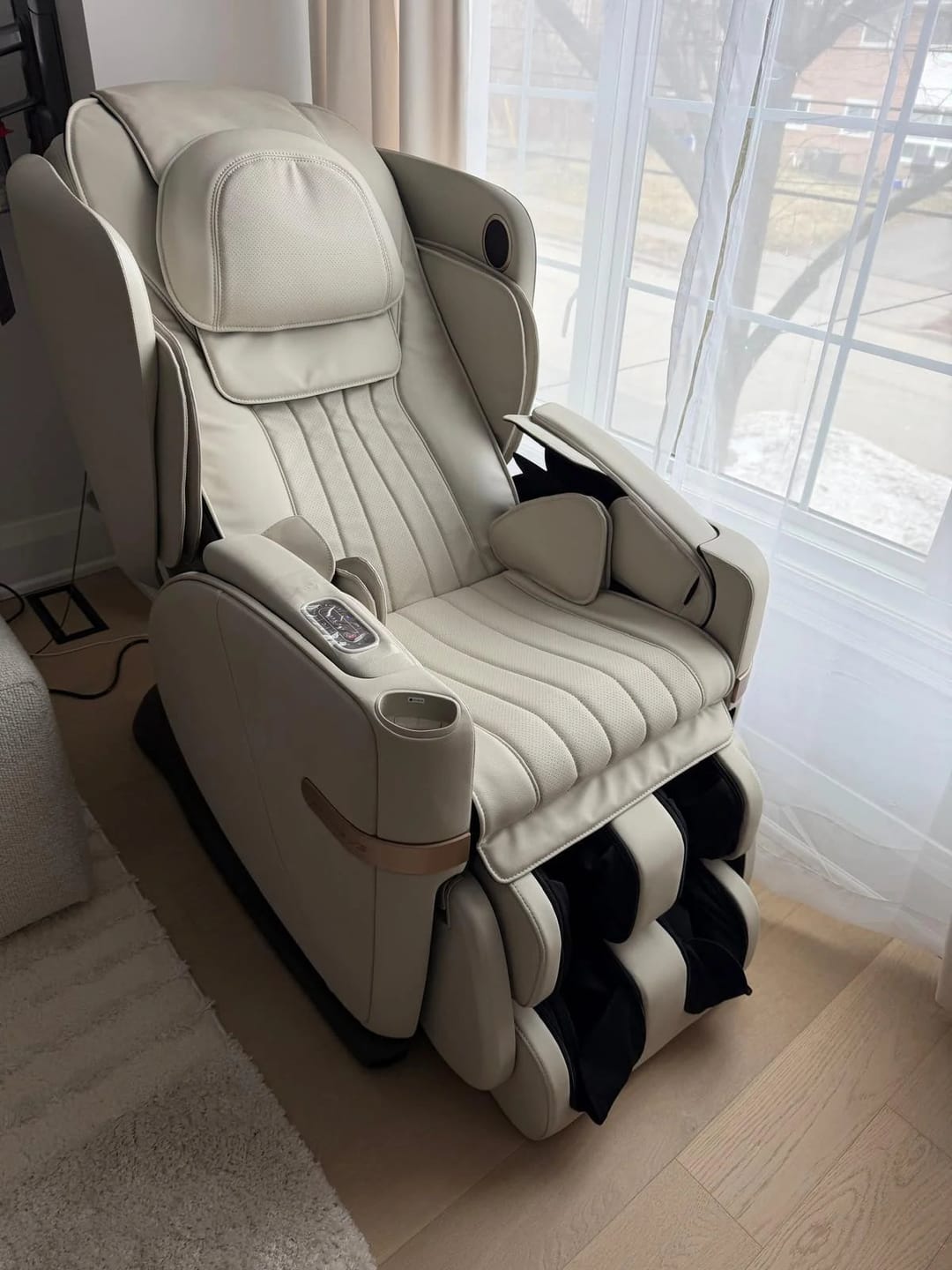 Customer photo review of OSIM uDivine V3 Massage Chair | Redefining Home Wellness