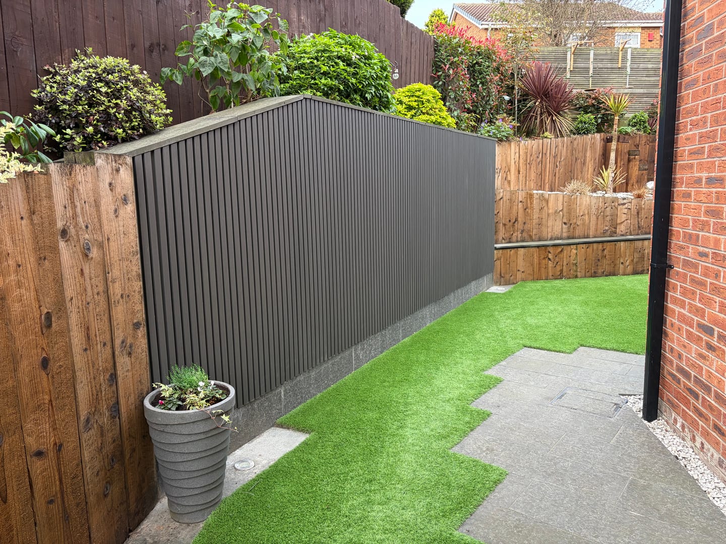 Customer photo review of Anthracite Grey Slat Outdoor Wall Cladding