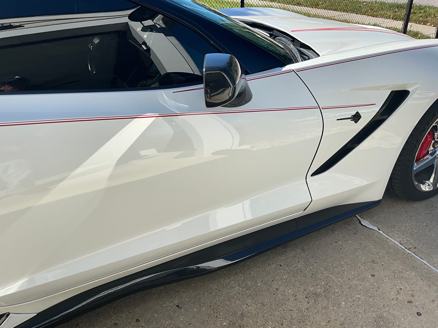 Customer photo review of Corvette C7 Dry Carbon Fiber Side Mirror Cover Overlays