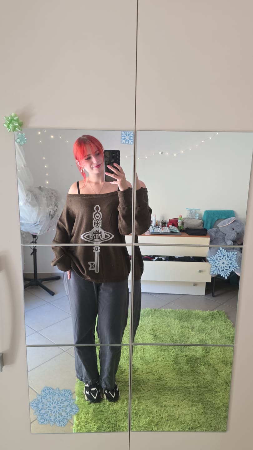 Customer photo review of KEY KNIT SWEATER