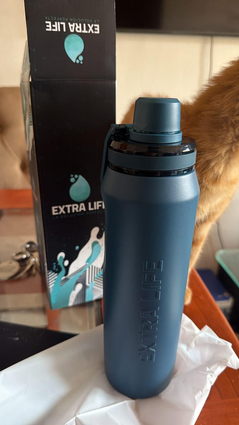Customer photo review of Botella Térmica Acero Inoxidable 750 ml Azul